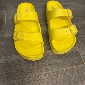 Kids Yellow Sandals